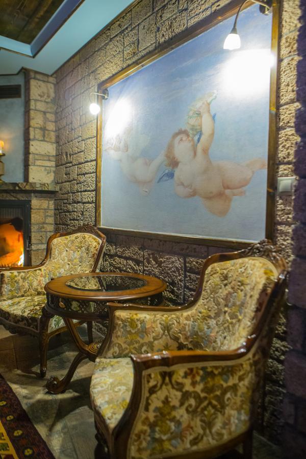 Morfeas Guesthouse Loutraki  Bagian luar foto